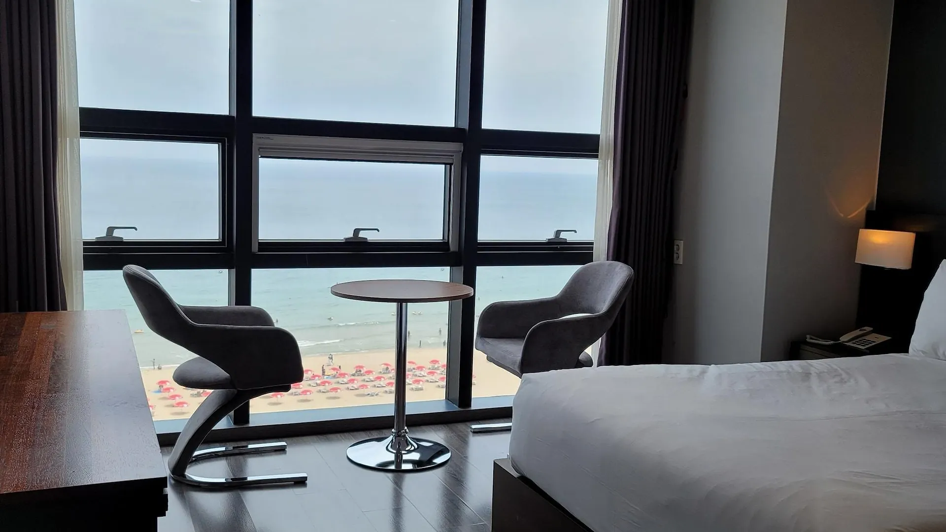 Ms Hotel Пусан