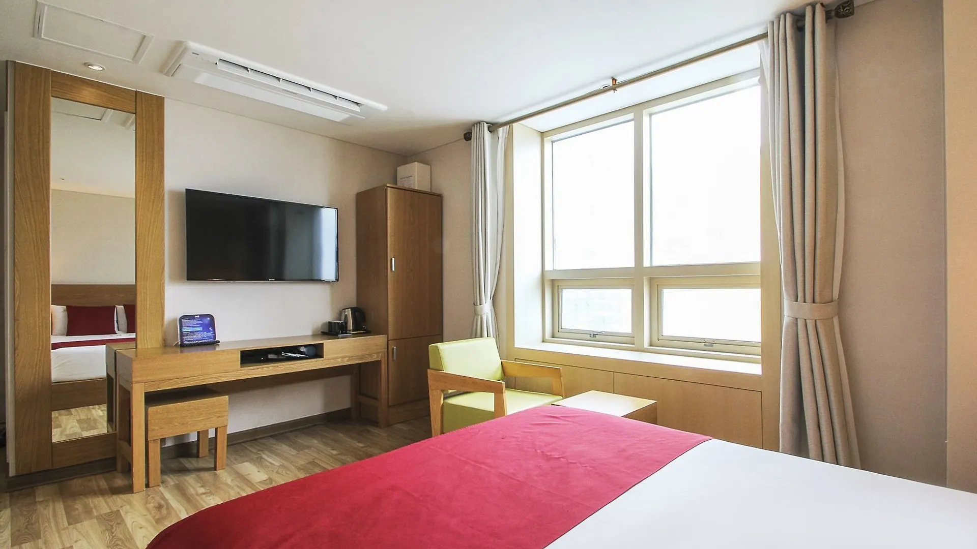Ms Hotel Пусан 3*,  Южная Корея